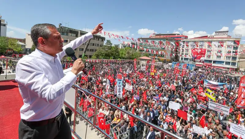 Özgür Özel Açıklamalarda Bulundu: Silah Bırakma Çağrısına Tam Destek!
