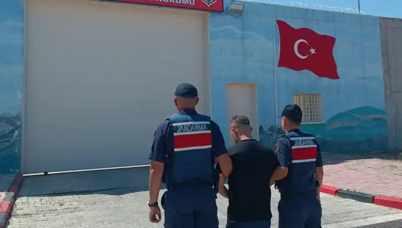 Afyon'da Farklı Suçlardan Aranan 9 Kişi Yakalandı, Yasadışı Dünyaya Darbe