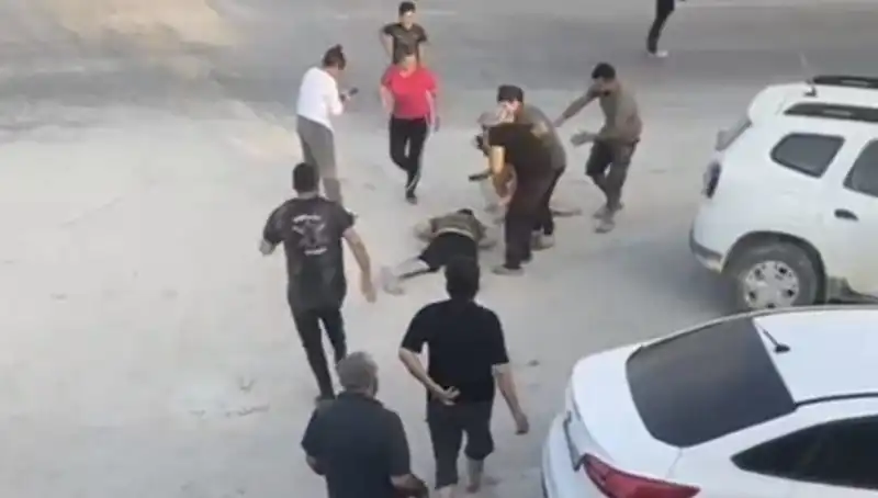 Hatay'da Kavga Faciası: Kavgayı Ayırmaya Çalışan Genç Hayatını Kaybetti!