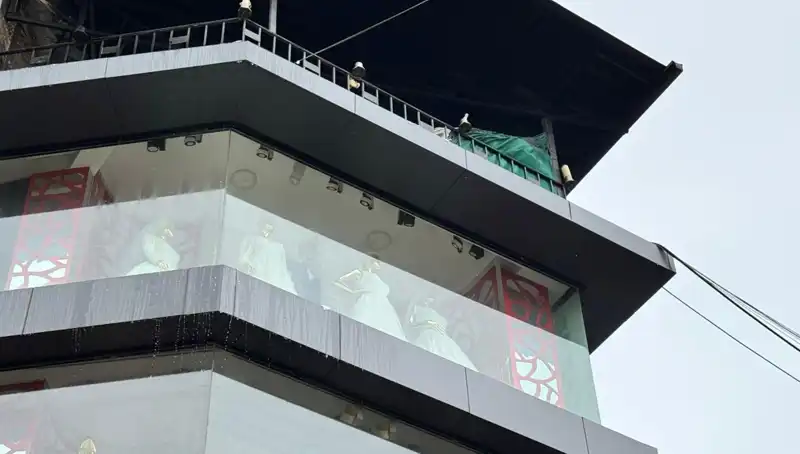 Giyim Mağazasında Yangın Paniğe Sebep Oldu: Detaylar Ortaya Çıktı