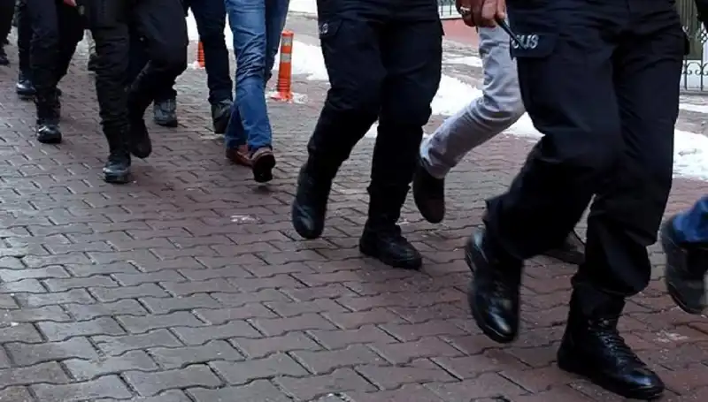 MİT ve Emniyetten FETÖ Operasyonu: Gözaltına Alınanlar Sadece Başlangıç mı?