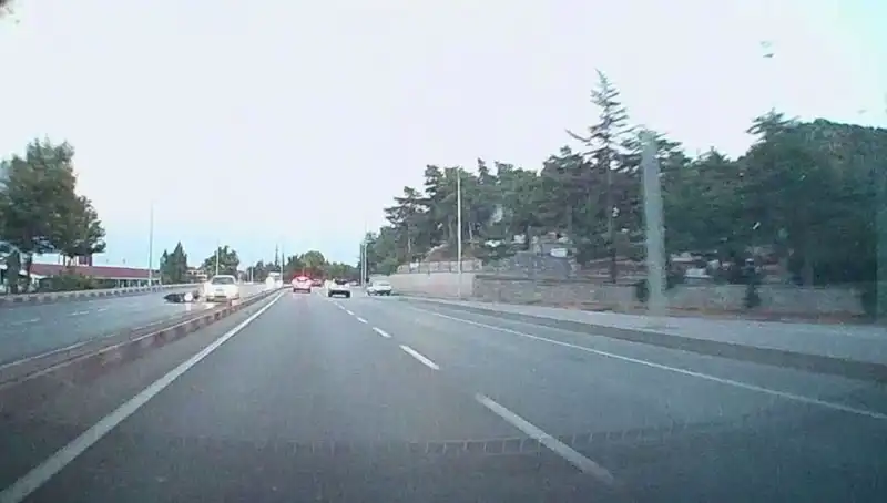 Otomobil ile Motosiklet Çarpıştı: Kaza Anı ve Yaralının Durumu