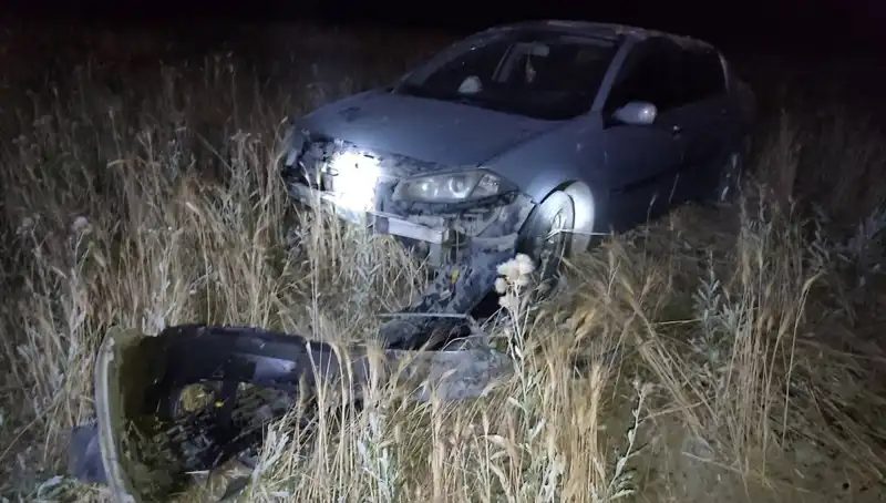 Burdur’da Feci Kaza: Otomobil Tarlaya Uçtu, İki Yaralı