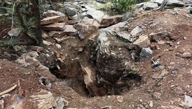 Eski Vali ve Emekli Albay, Tarihi Define Avında Yakalandı!