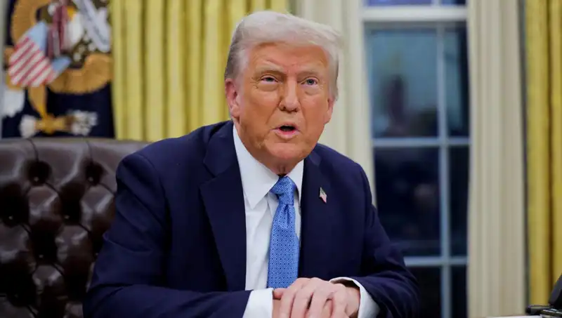 Trump, İran'dan Petrol Alan Ülkelere Sert Yaptırımlar Uygulanacak Dedi