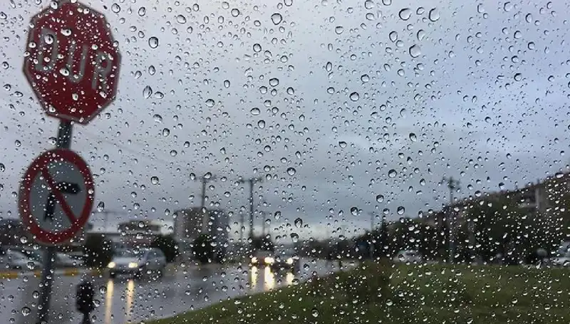Meteoroloji'den Korkutan Uyarı: Sağanak Yağış ve Düşen Sıcaklıklar!