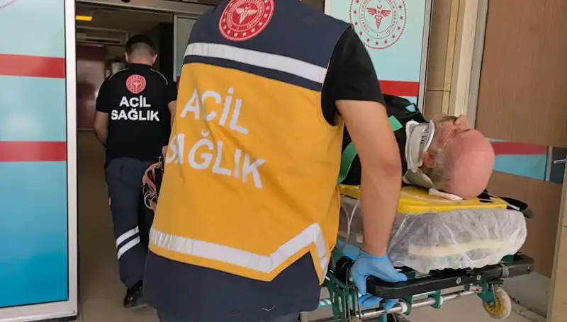ACILARLA DOLU KAZA: Kerestelerin Üzerine Düşen İşçi Hayatını Kaybetti