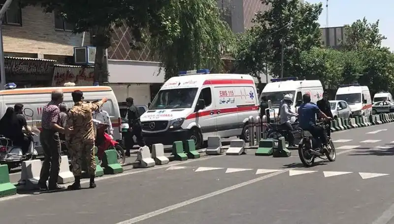 İran'ın Güneydoğusunda Korkunç Silahlı Saldırı: 5 Polis Hayatını Kaybetti