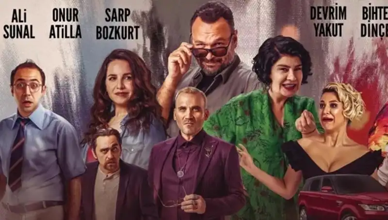 Hareket Sekiz Filminde Şaşırtan Mekanlar ve Yıldız İsimler Kimler?