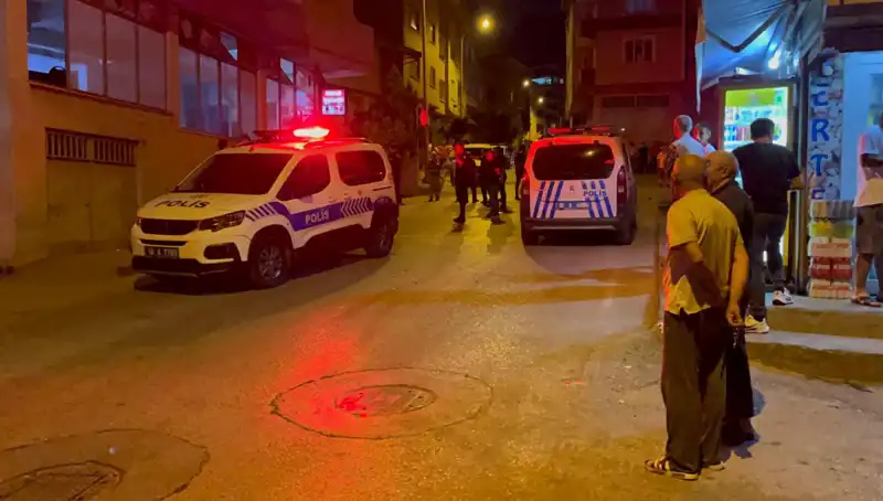 Firari Hükümlü Yakalanmasın Diye Polise Saldırdılar!