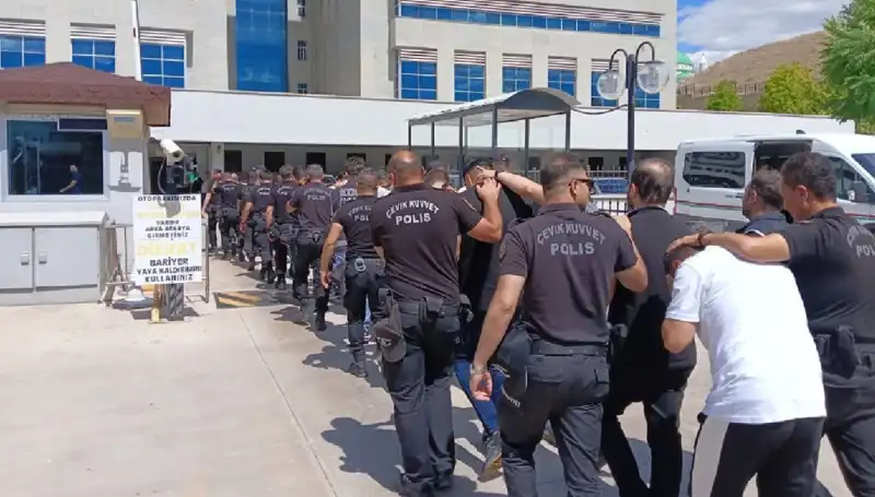 Ankara’da Tehdit ve Haraç Çetesi Operasyonu: Avukatlar İle İşbirliği Mi?