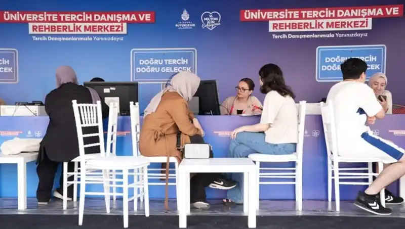 İstanbul'da Üniversite Tercih Danışma Merkezleri Artık Hizmetinizde!
