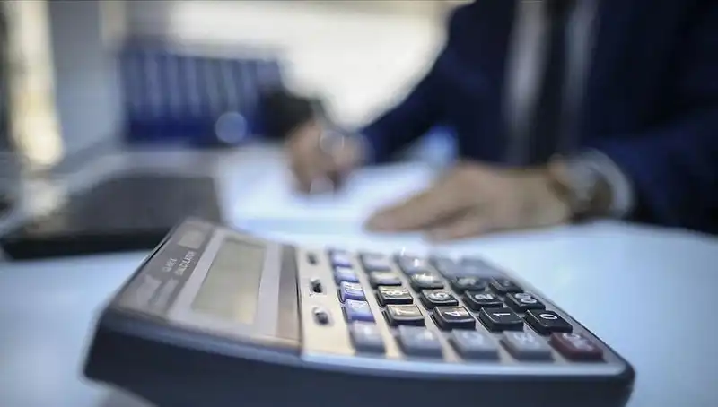 Enflasyon Rüzgârı: Ünlü İsimlerin Yüzde Doksanlık İhtiyaç Ücretleri Artıyor!