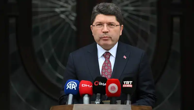 İmralı Heyeti, Adalet Bakanı Tunç ile Kritik Görüşme Yapacak!
