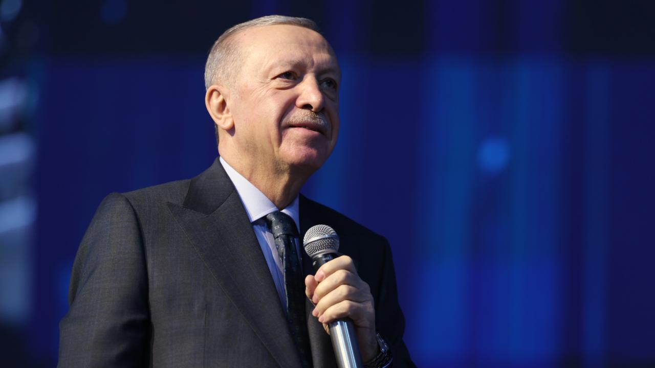 Cumhurbaşkanı Erdoğan Türkiye'de kayıt dışı siyaset döneminin kapandığını belirtti