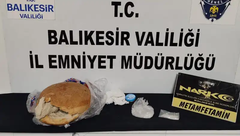 Ekmeğin İçinde Uyuşturucu Taşıyanlar Yakalandı: Şaşırtan Detaylar Ortaya Çıktı!