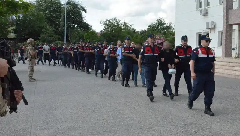 Hacizli Araçları Tasarlayıp Satmayı Başaran Çetenin Şok Detayları