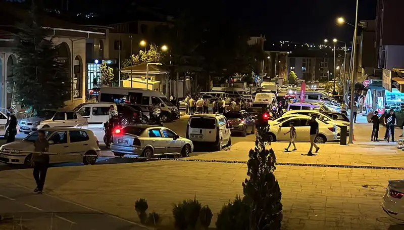 İki Aile Arasında Patlayan Kavga: 1 Ağır Yaralı, 3 Yaralı Daha!