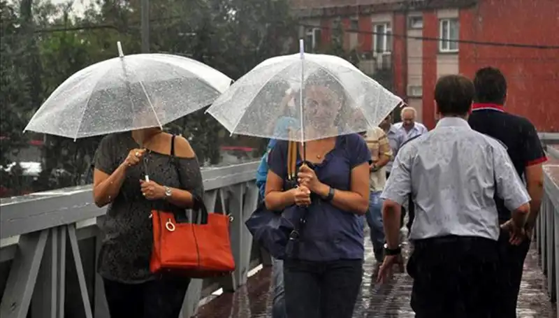 Sıcak Hava Dalgası ve Sağanak Yağışlar Bekleniyor: Bu Hafta Dikkat!