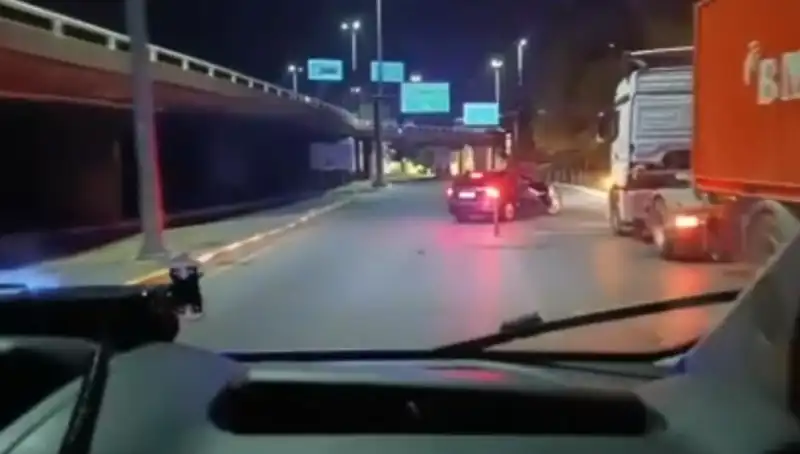 İstanbul'da Şok Kaçakçılık Operasyonu: 36 Milyon TL'lik Malzeme Ele Geçirildi